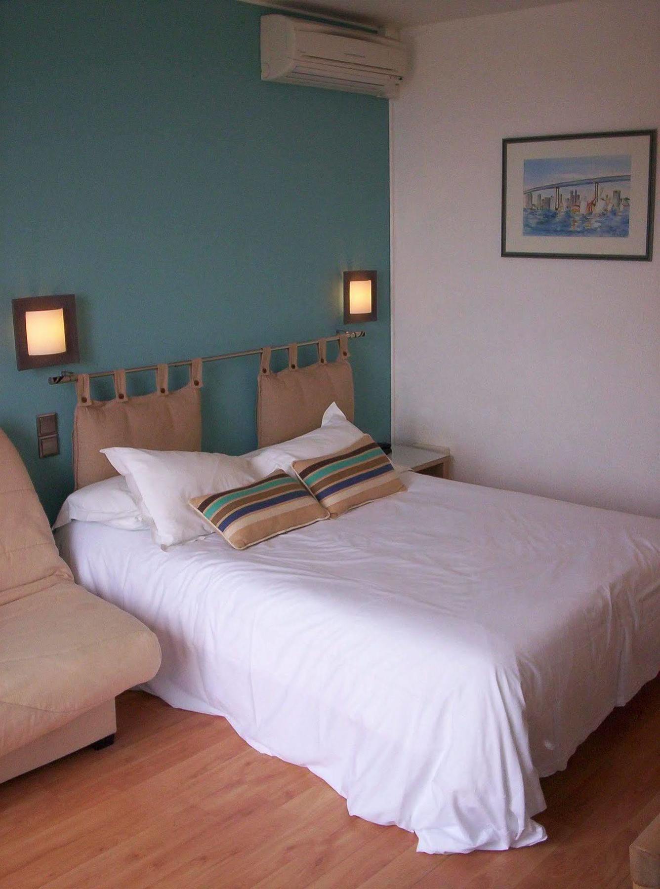 Hotel Le Bon Port Collioure Bagian luar foto